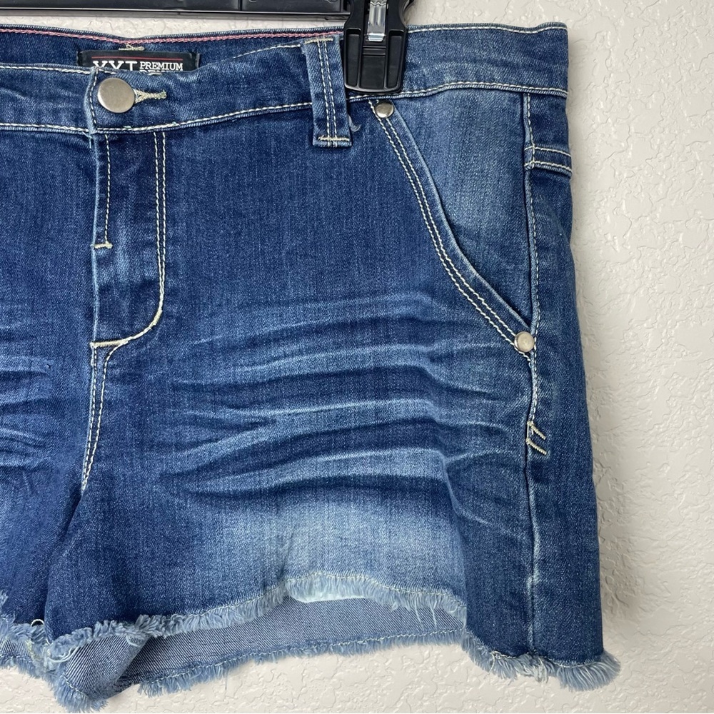 Forever 21 Indigo Denim Shorts Size 30 - Picture 2 of 8